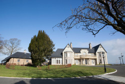 stone masonry driveway