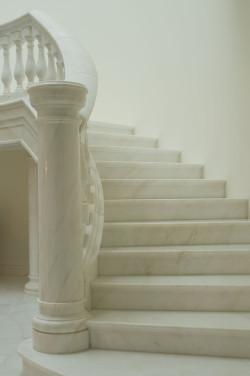 stone masonry staircase